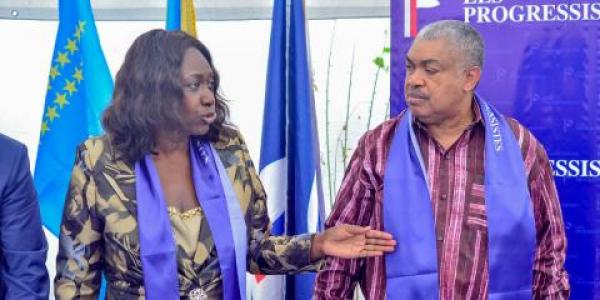 echange entre Samy Badibanga et Dorothee Gizenga