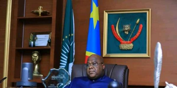 Le Président Félix Tshisekedi en plein conseil des ministres