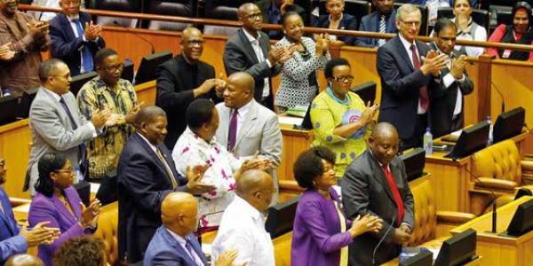 Union Interparlementaire : la RDC proteste contre les tenues des réunions exclusivement en Anglais