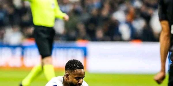 Cédric Bakambu lors de la défaite de Marseille face à Paris Saint-Germain (2-1)