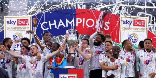 Fulham de Neeskens Kebano sacré champion de la deuxième division anglaise 
