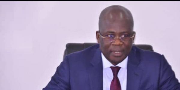 Jean-Lucien Busa ministre du commerce extérieur de la RDC 