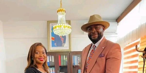 Le ministère des affaires étrangères octroi un passeport diplomatique à Martin Bakole