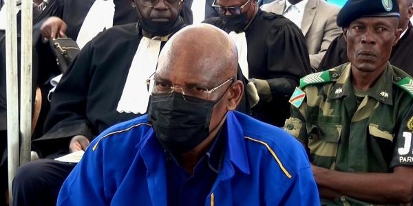  François Beya lors du premier jour de son procès à la prison de Makala 
