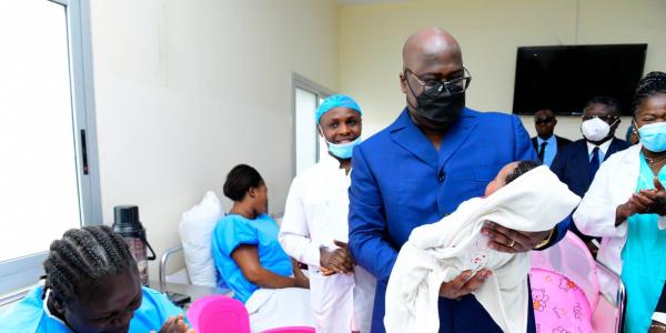 Félix Tshisekedi lors du lancement de la maternité gratuite à Kinshasa 