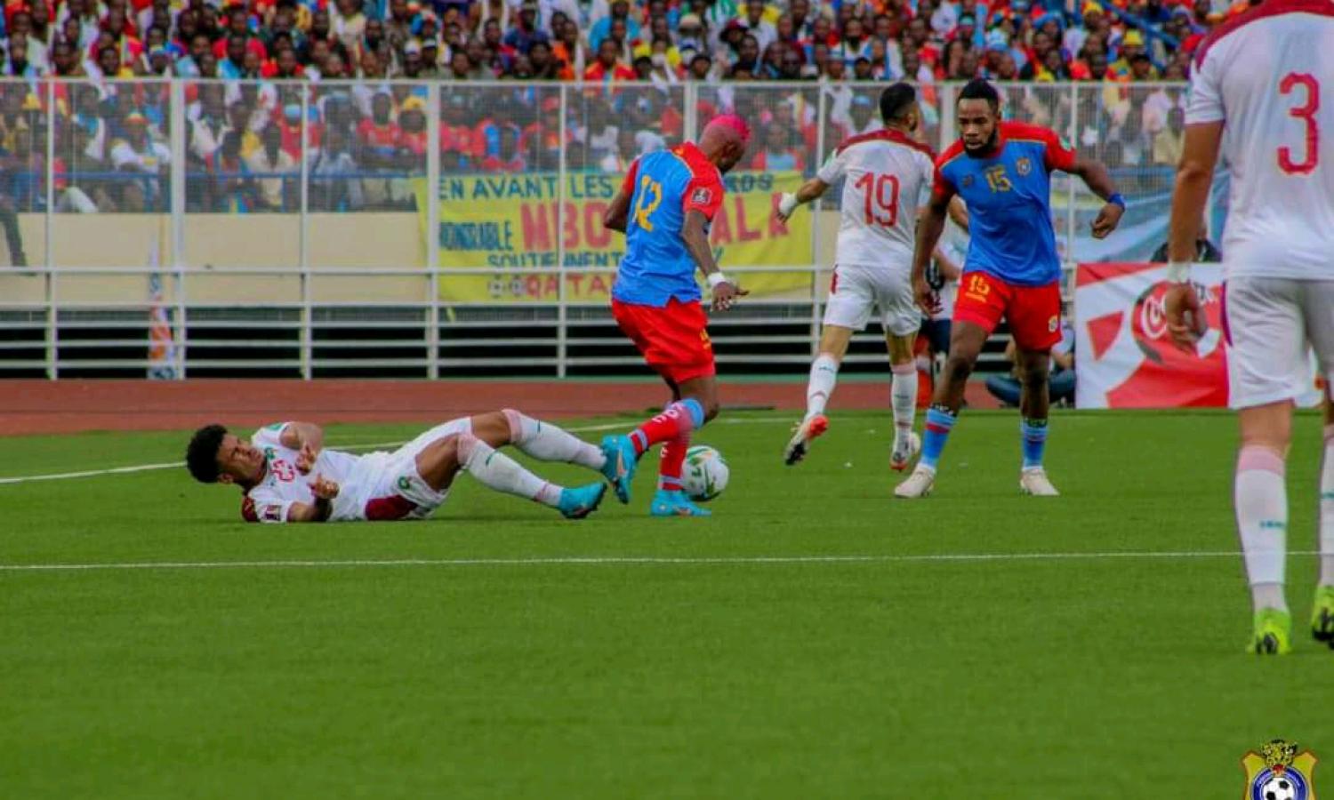Christian Luyindama lors du match aller de barrage de la Coupe du monde entre la RDC et le Maroc à Kinshasa 