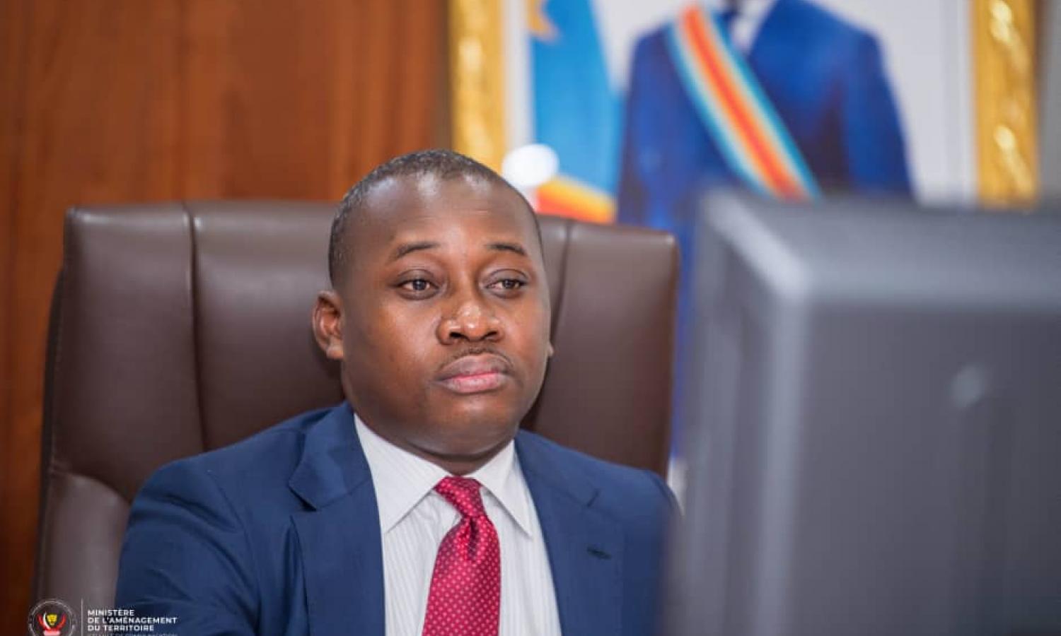 Le ministre de l'Aménagement du territoire Guy Loando 