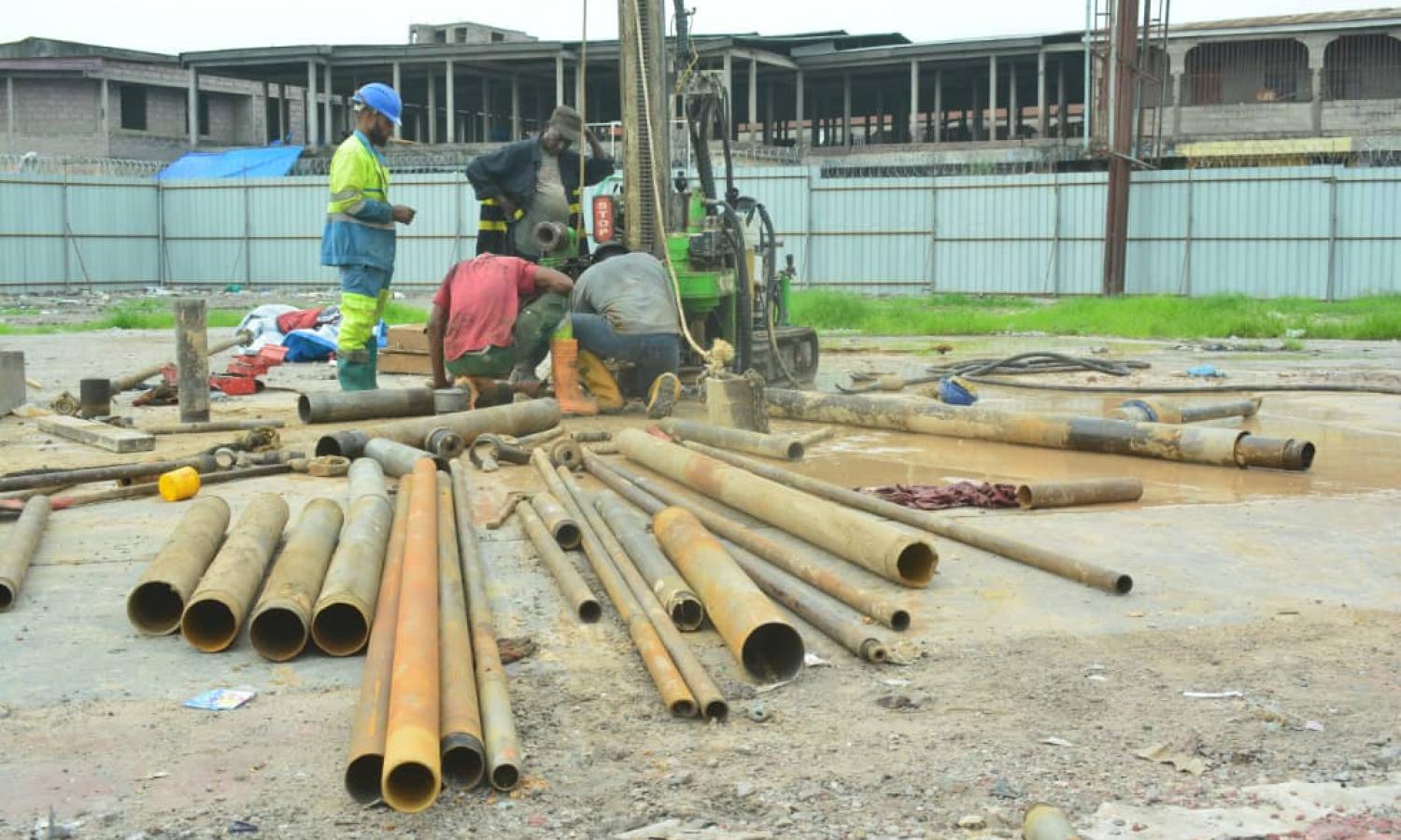 L'hôtel de Ville fait l'évaluation de l'avancement des travaux du grand marché de Kinshasa 