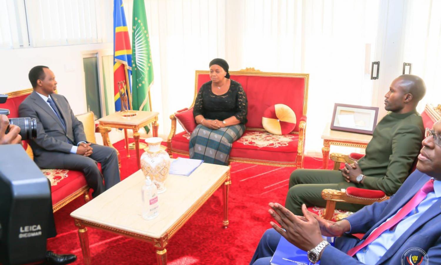Eve Bazaiba a remis à l'ambassadeur du Rwanda en RDC la désapprobation du gouvernement congolais